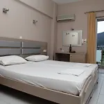 ευβοϊκή ακτή 3* Πολιτικά