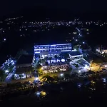 Ξενοδοχείο ευβοϊκή ακτή Πολιτικά