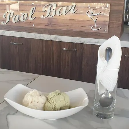 ホテル Evvoiki Akti