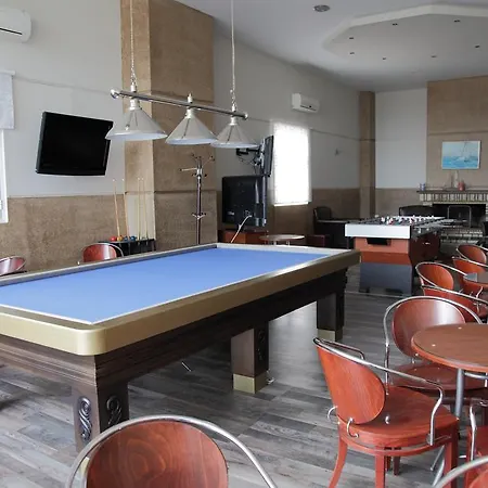 Evvoiki Akti 3* Politiká