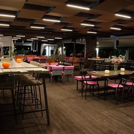 Evvoiki Akti ホテル 3*