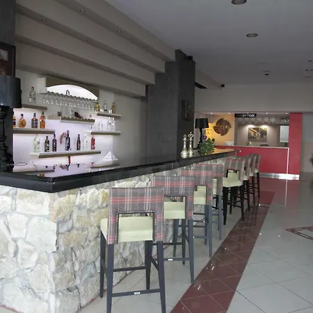 Evvoiki Akti 酒店