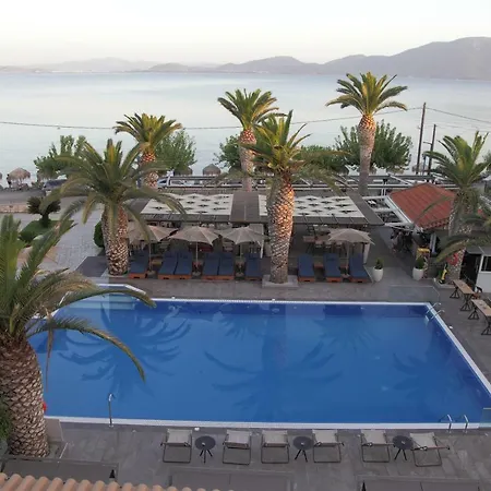 Evvoiki Akti ホテル