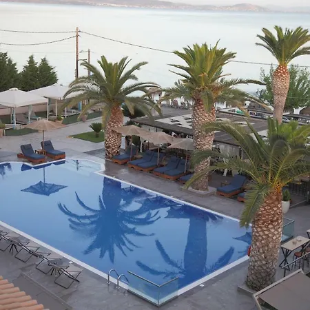 Evvoiki Akti ホテル 3*